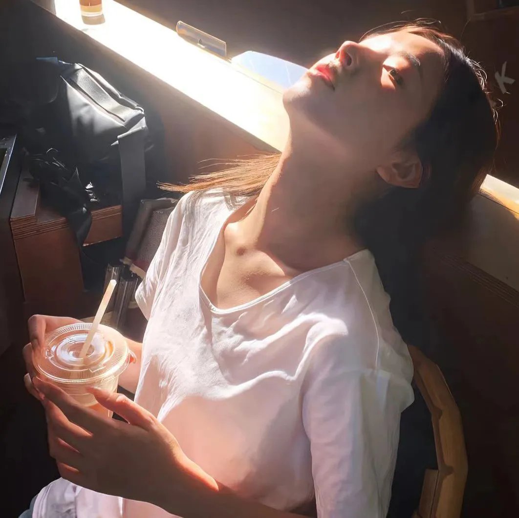 兆治酒馆 封面